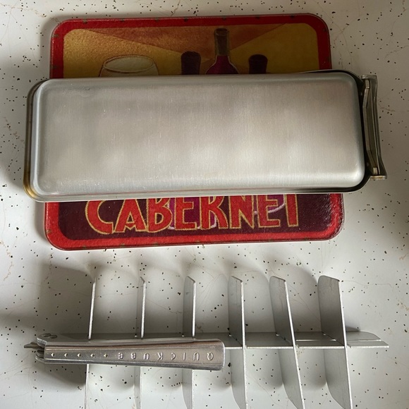 Vintage Frigidaire Metal Ice Cube Tray - Picture 2 of 4